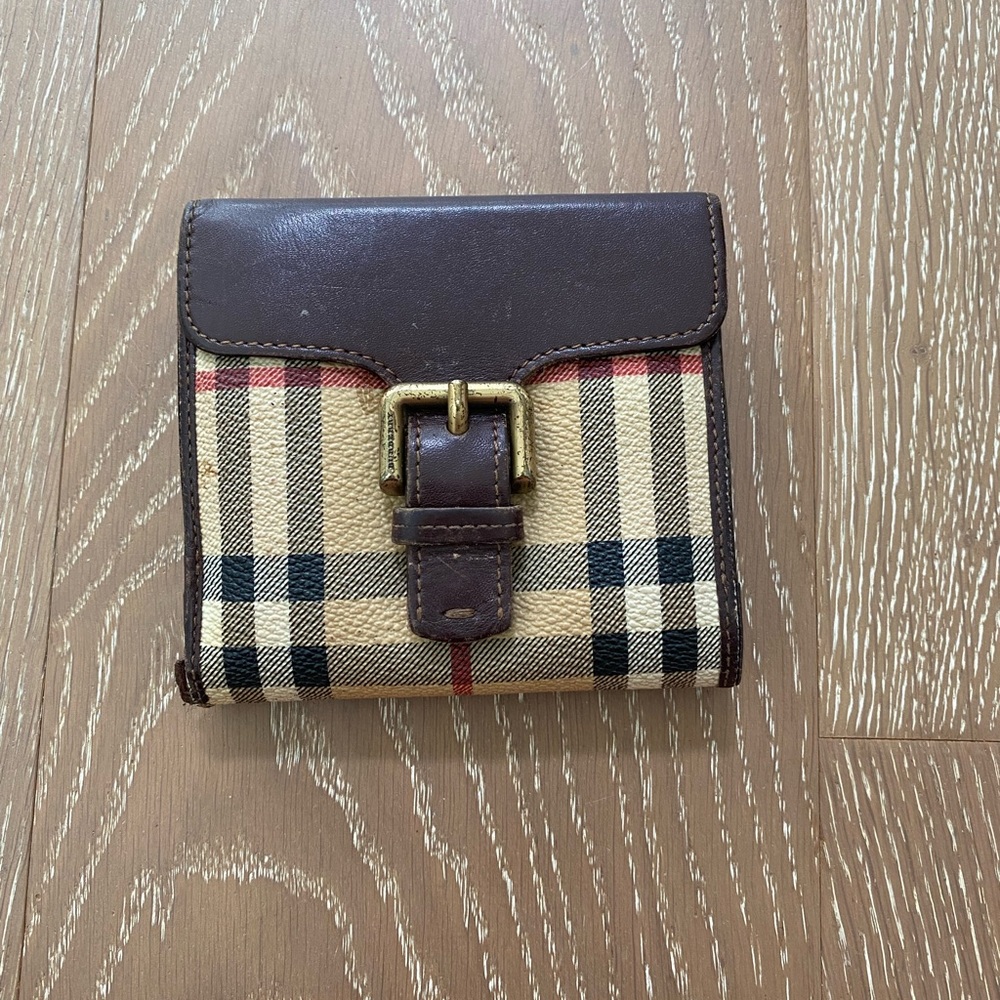Burberry Vintage Leather Wallet